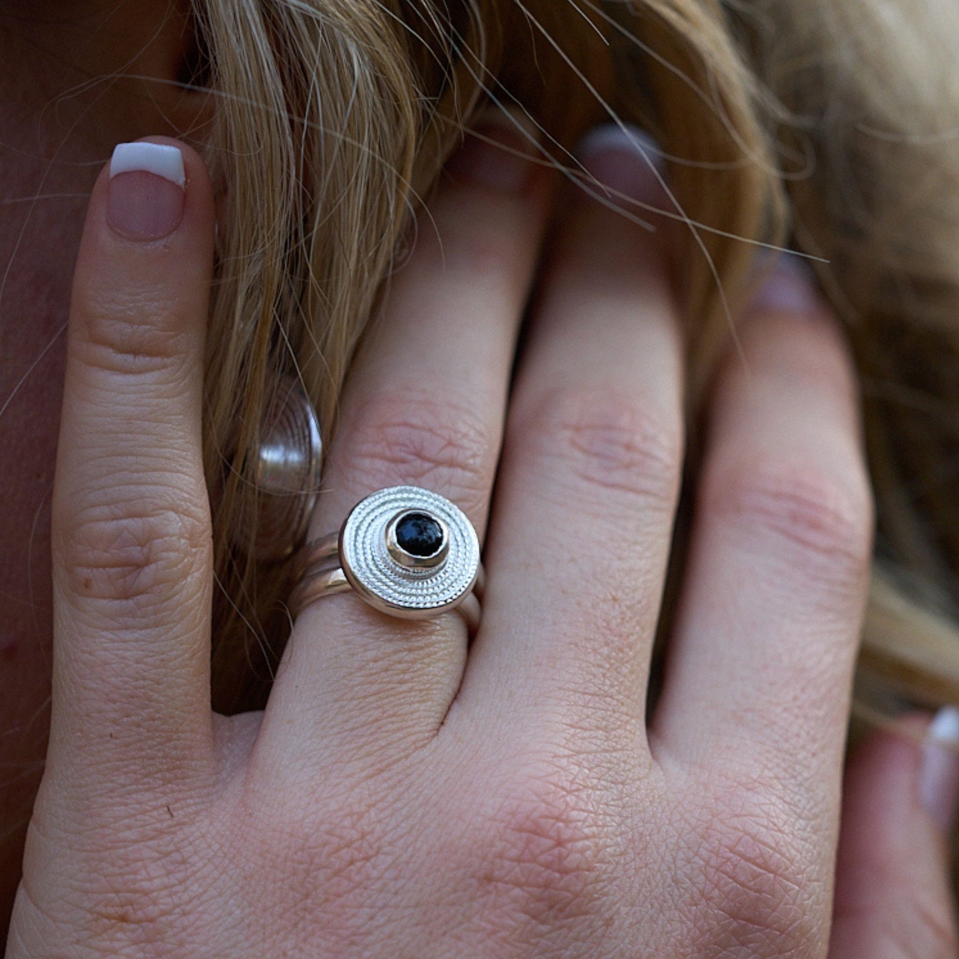 silver ndoro onyx double band ring made by the Zuri Collection