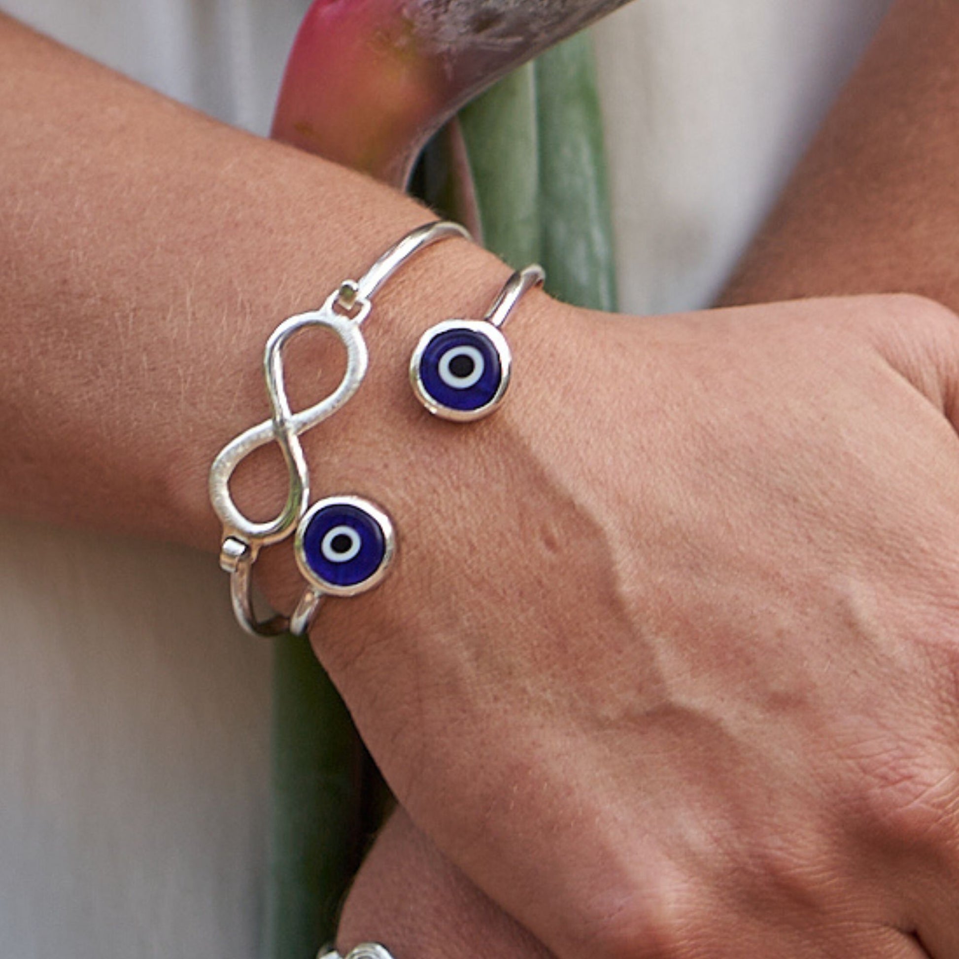 blue evil eye bracelet