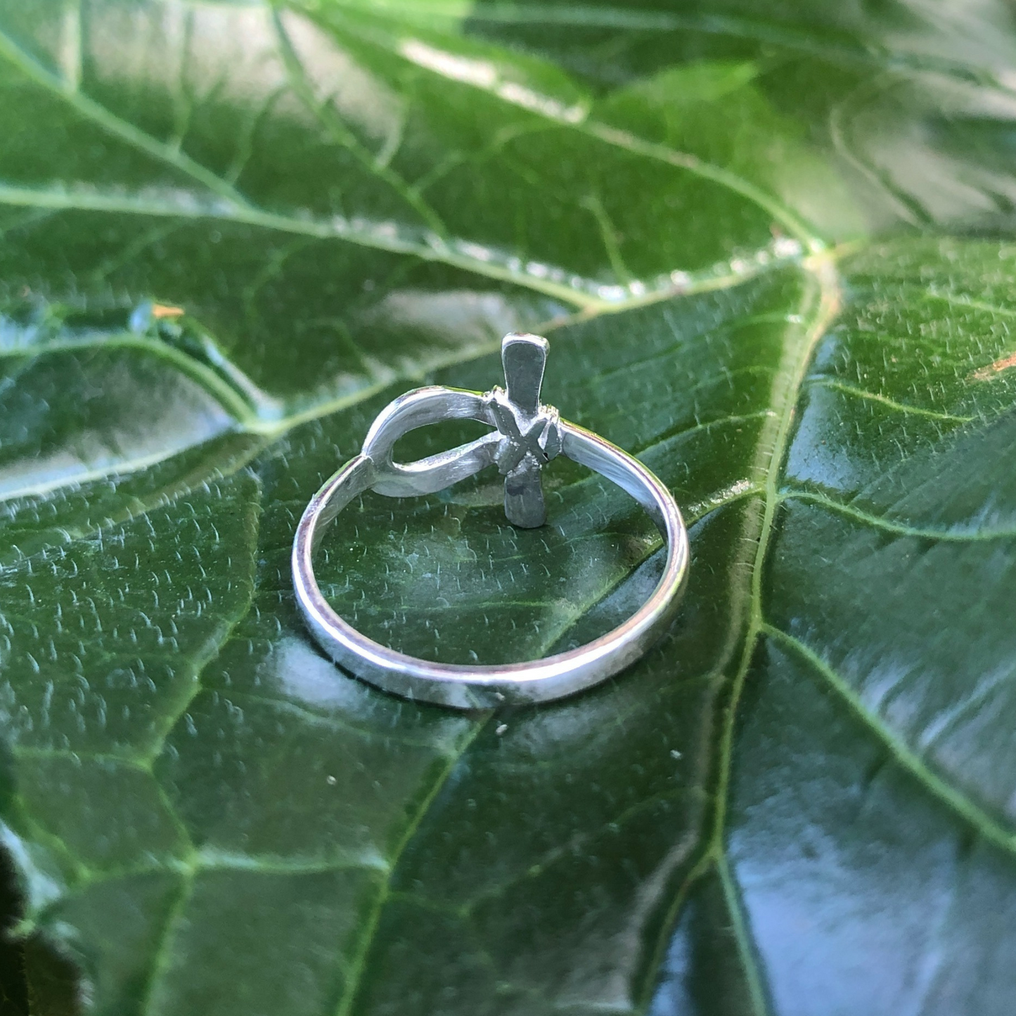 silver ankh ring