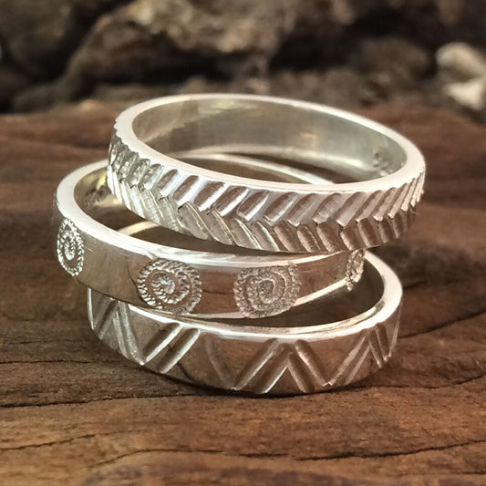 Silver Ndoro Great Zimbabwe Stacking Ring with 3 plain Rings made by the zuri Collection 